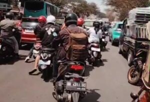 Beberapa Pekan Ini, Terlihat Nyaris Semua SPBU di Kota Makassar Padat Antrian